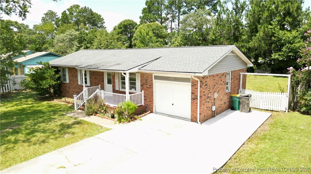 Photo of 5948 Lexington Drive, Hope Mills, NC 28348 (MLS # 750769)