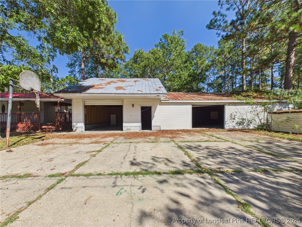 2597 Pinecrest Drive