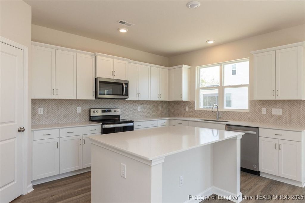 Photo of 707 Union Street, Raeford, NC 28376 (MLS # 749218)