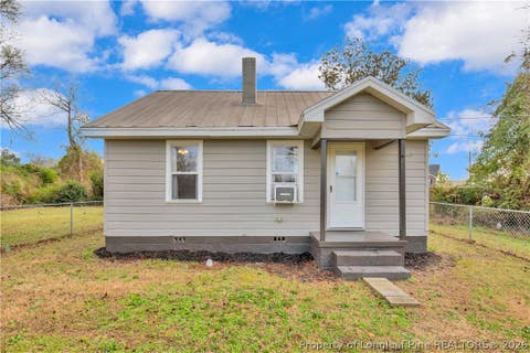 Photo of 326 Hawley Lane, Fayetteville, NC 28301 (MLS # 764596)