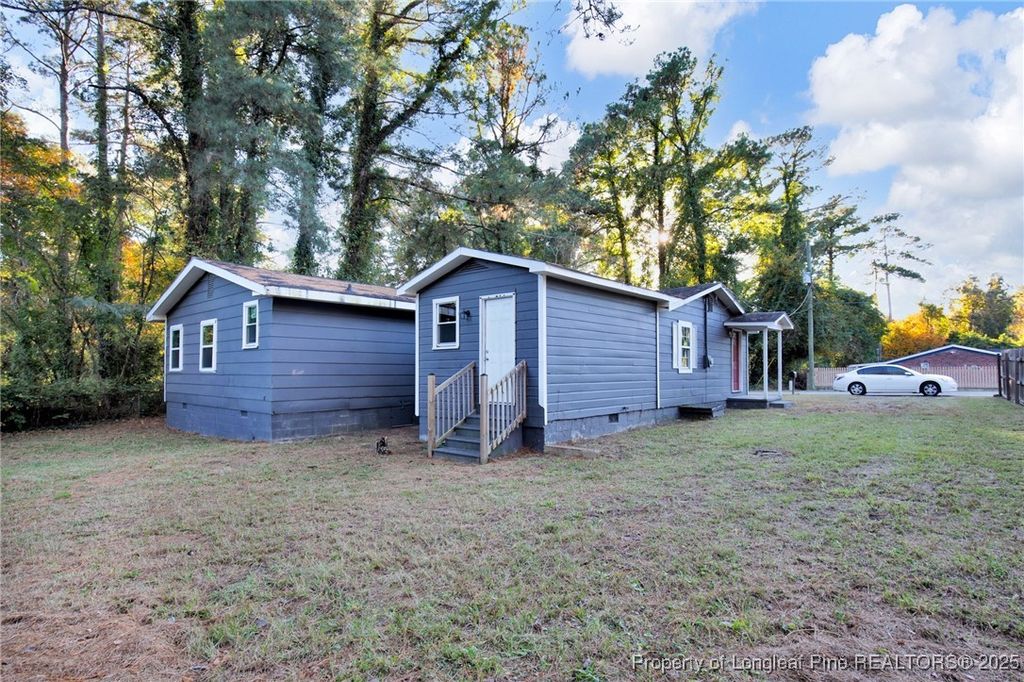 Photo of 2639 Crystal Springs Drive, Fayetteville, NC 28306 (MLS # 751913)