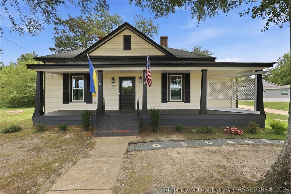 Photo of 908 Middle Road, Fayetteville, NC 28312 (MLS # 763719)