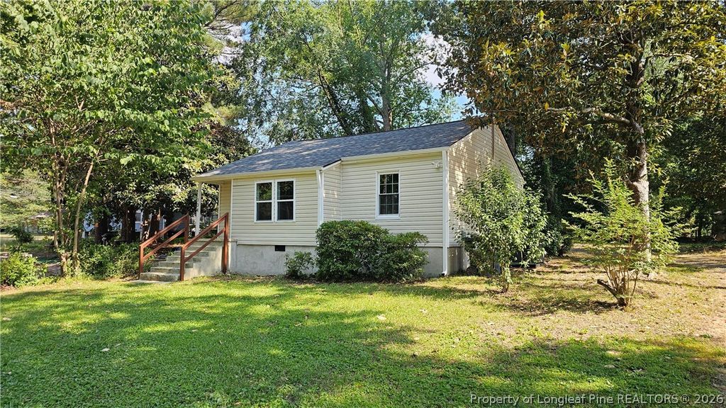 Photo of 134 McGill Street, Sanford, NC 27330 (MLS # 764136)