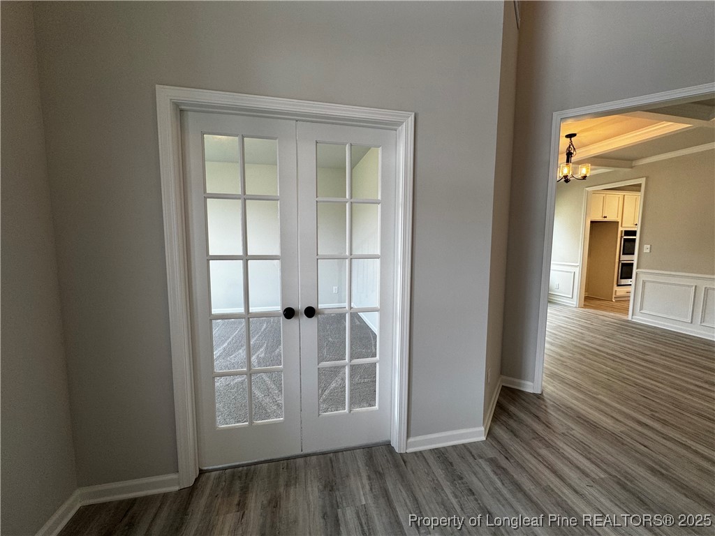 1814 Smith Farm Street