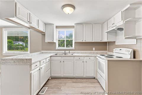 Tiny photo for 604 Calhoun Street, Clinton, NC 28328 (MLS # 768180)
