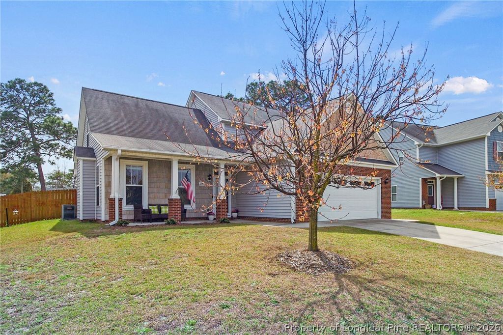 Photo of 2245 Lakedale Drive, Fayetteville, NC 28306 (MLS # 761163)