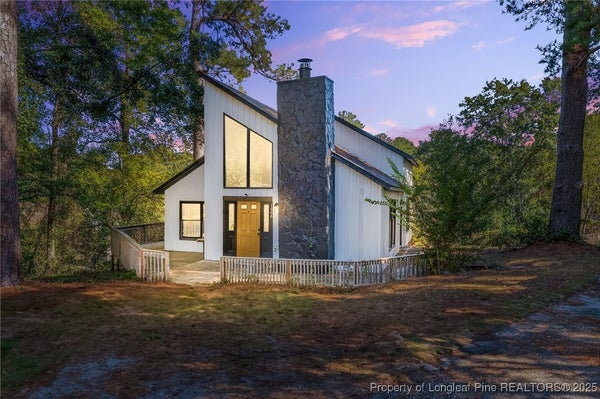 1606 IRWIN CIR, FAYETTEVILLE, NC 28303 - Image 6546d9ee86b6ce68a5a4d833a0d2030c/996281679