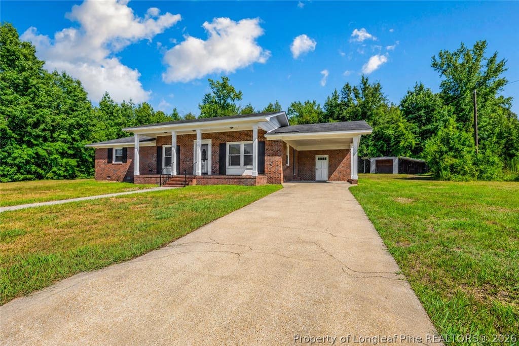 Photo of 7401 Paxton Drive, Fayetteville, NC 28303 (MLS # 766266)