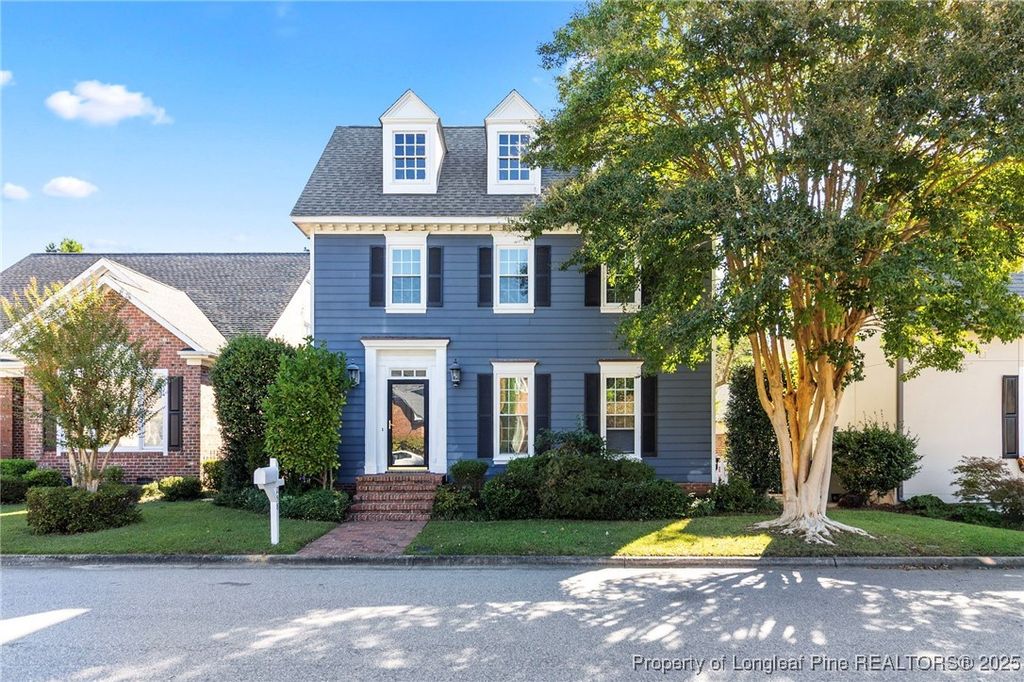 Photo of 258 Courtyard Lane, Fayetteville, NC 28303 (MLS # 750922)