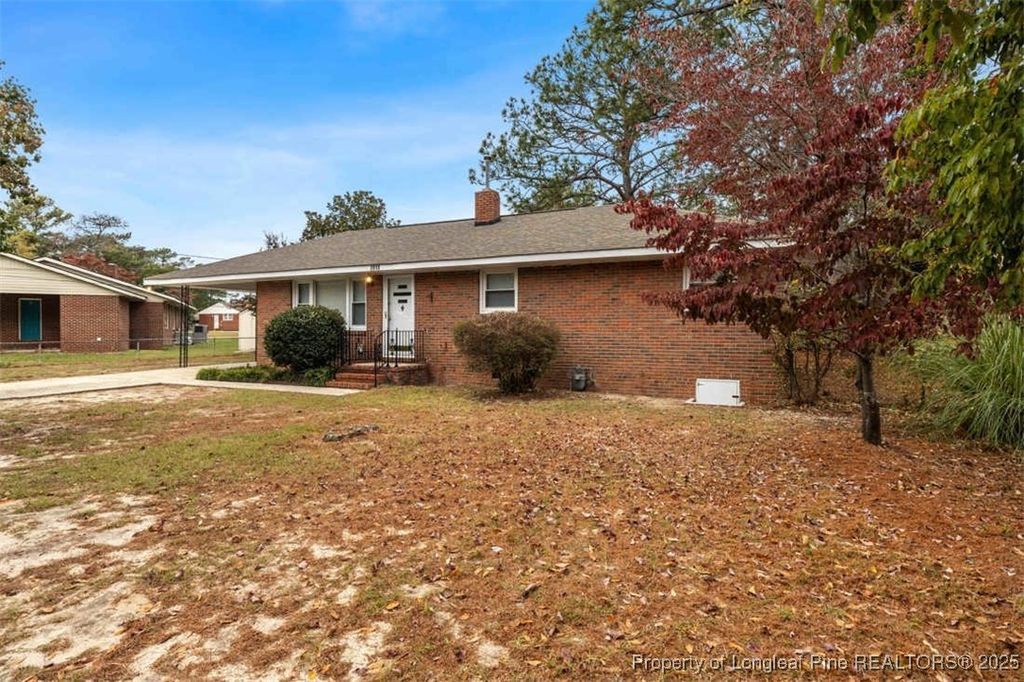 Photo of 3918 Glenridge Road, Fayetteville, NC 28304 (MLS # 752503)