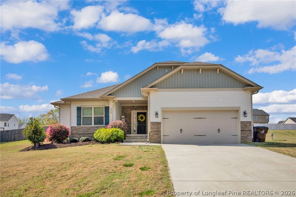 Photo of 228 Glendale Circle, Sanford, NC 27332 (MLS # 759848)