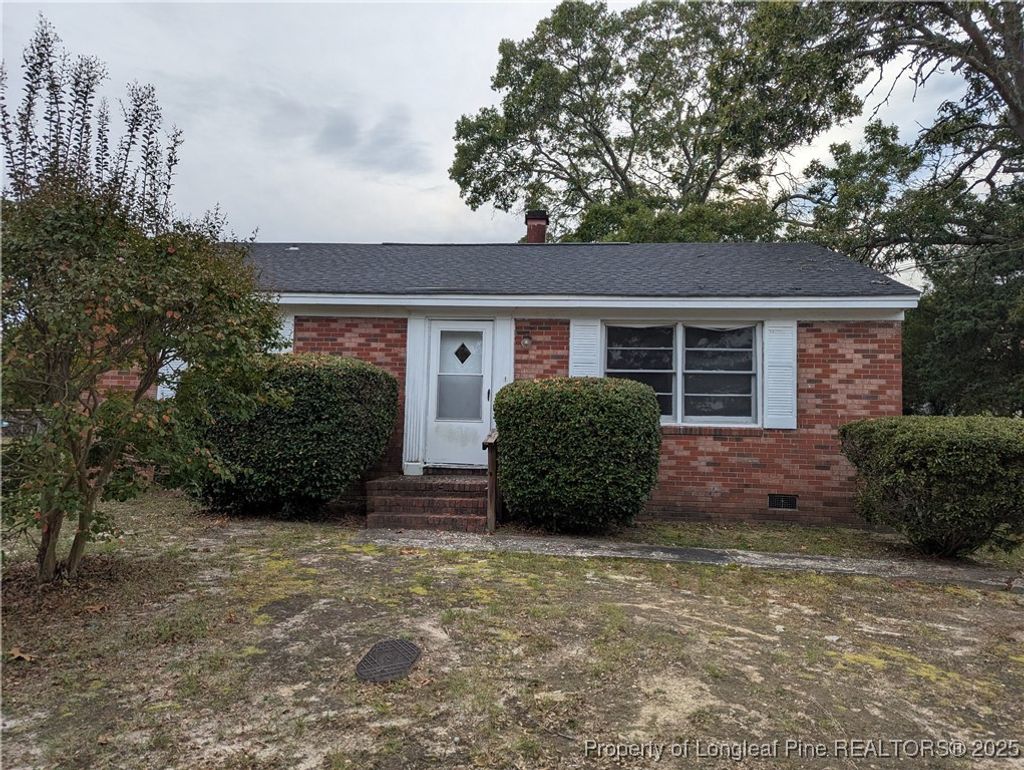 Photo of 307 Elaine Street, Spring Lake, NC 28390 (MLS # 751064)
