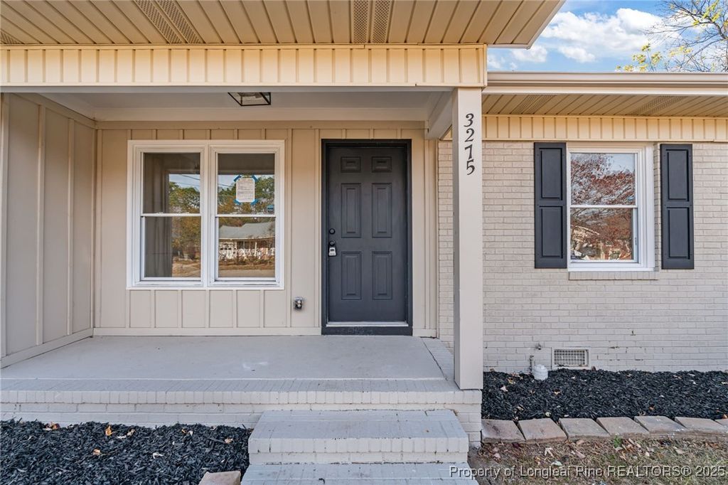 Photo of 3275 Glenmore Drive, Hope Mills, NC 28348 (MLS # 753283)