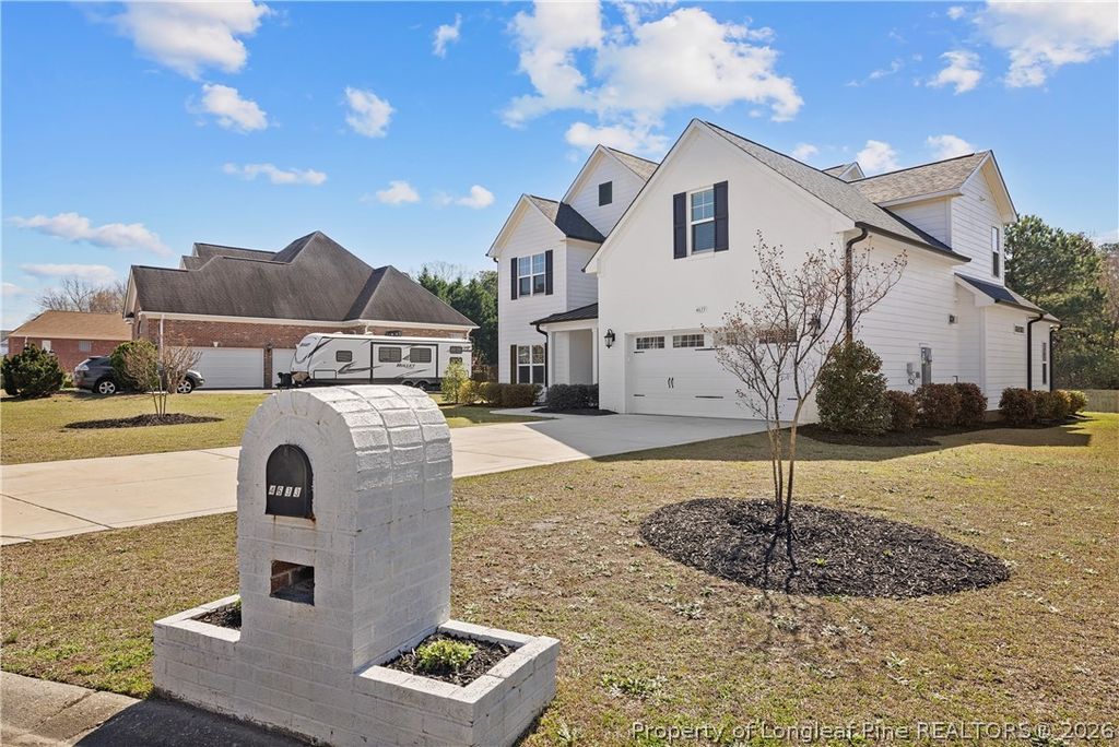 Photo of 4633 Weaverhall Drive, Fayetteville, NC 28314 (MLS # 758751)