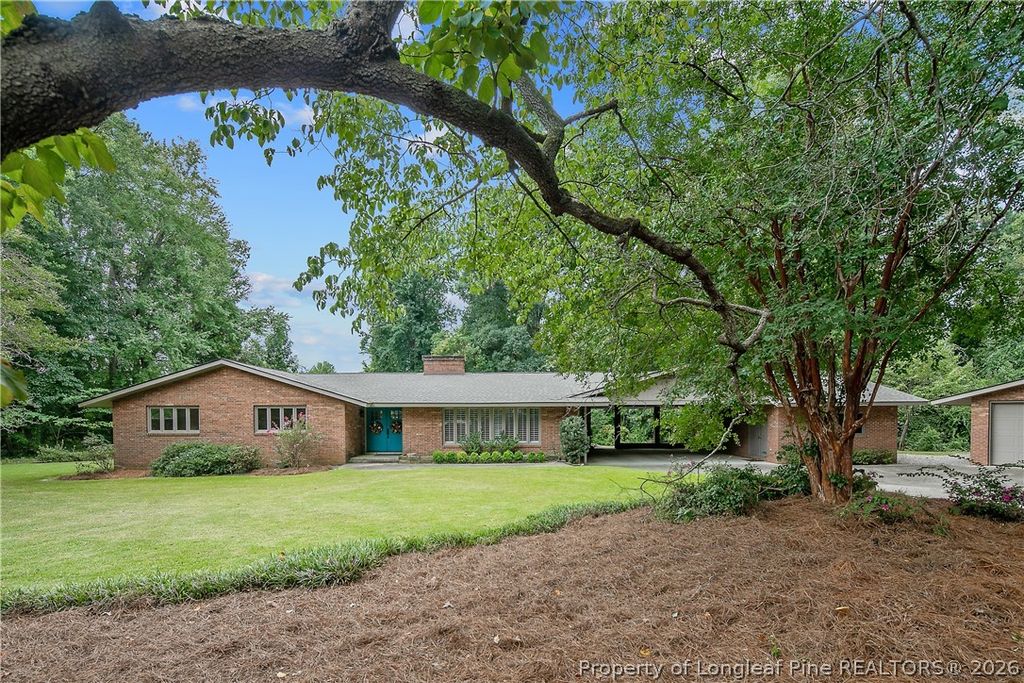 Photo of 3641 Farmbrook Road, Fayetteville, NC 28303 (MLS # 759297)