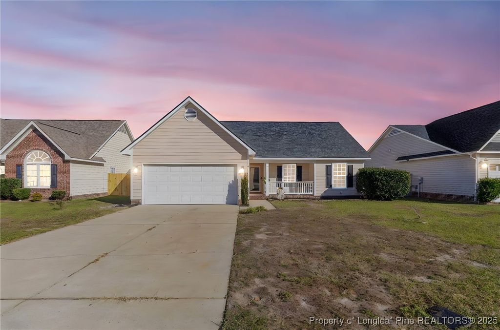 Photo of 1424 Middlesbrough Drive, Fayetteville, NC 28306 (MLS # 752644)