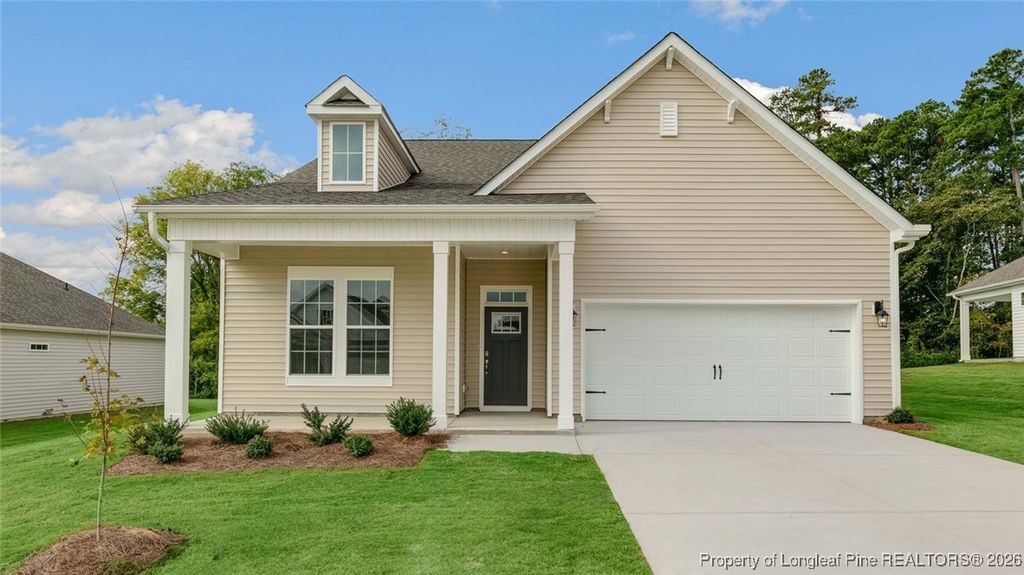 Photo of 812 Fernwind Circle, Aberdeen, NC 28315 (MLS # 755879)