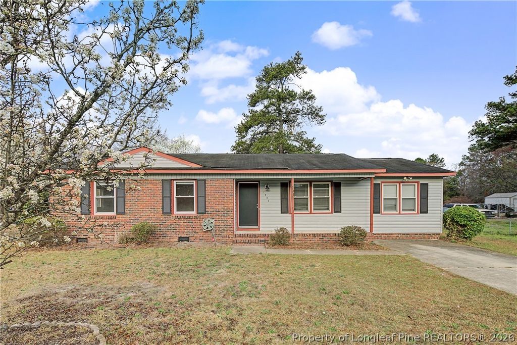 Photo of 1931 Pumpkin Road, Fayetteville, NC 28304 (MLS # 758672)