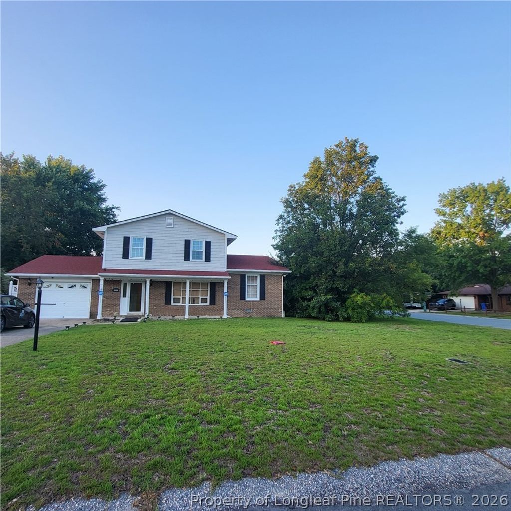 Photo of 6870 Beaver Stone Drive, Fayetteville, NC 28314 (MLS # 765216)
