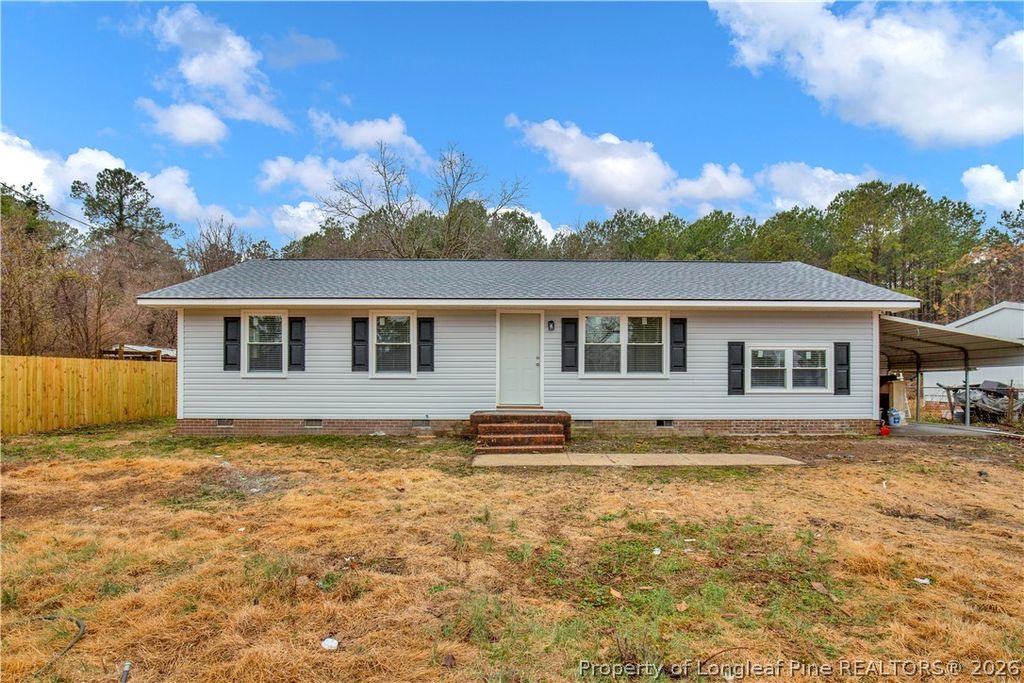 Photo of 2304 W Brinkley Drive, Spring Lake, NC 28390 (MLS # 757967)