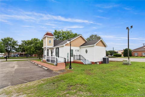 Tiny photo for 410 S Main Street, Laurinburg, NC 28352 (MLS # 763655)