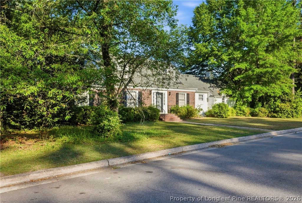 Photo of 2303 N Barker Street, Lumberton, NC 28358 (MLS # 760881)