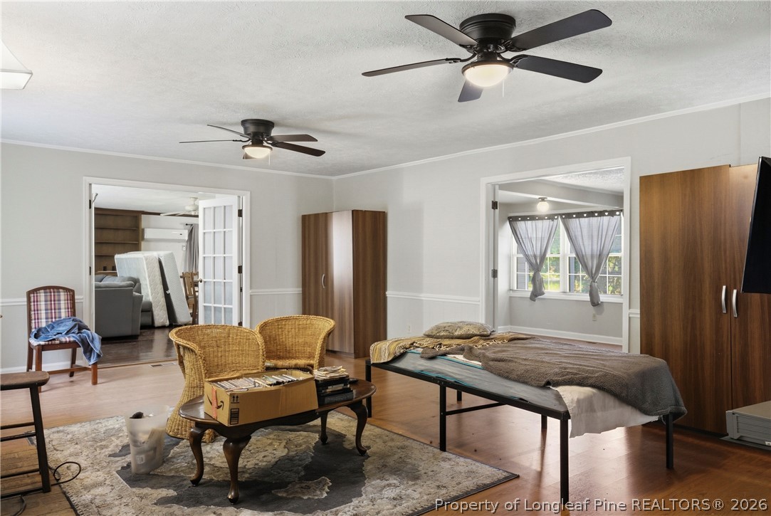 2303 N Barker Street