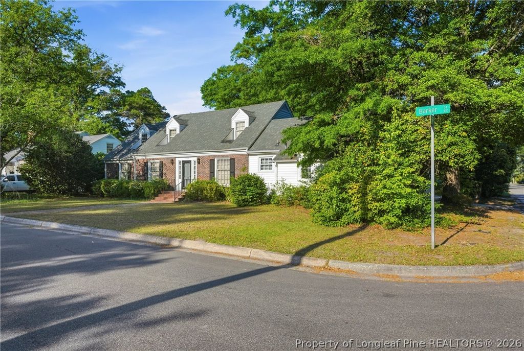 Photo of 2303 N Barker Street, Lumberton, NC 28358 (MLS # 760881)