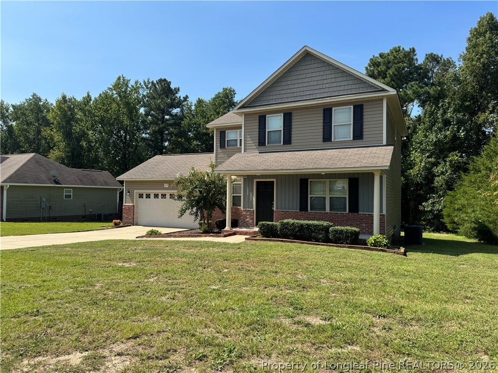 Photo of 1129 Fairhaven Trail, Hope Mills, NC 28348 (MLS # 769427)