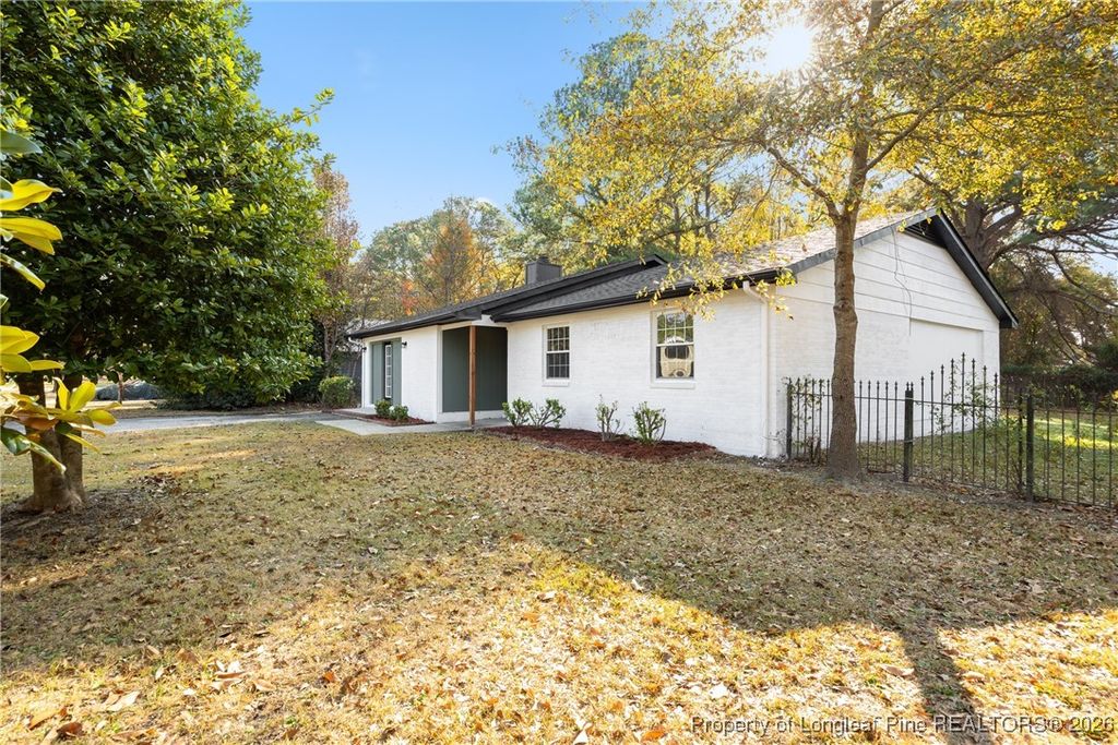 Photo of 6541 Green Meadow Road, Fayetteville, NC 28304 (MLS # 755285)