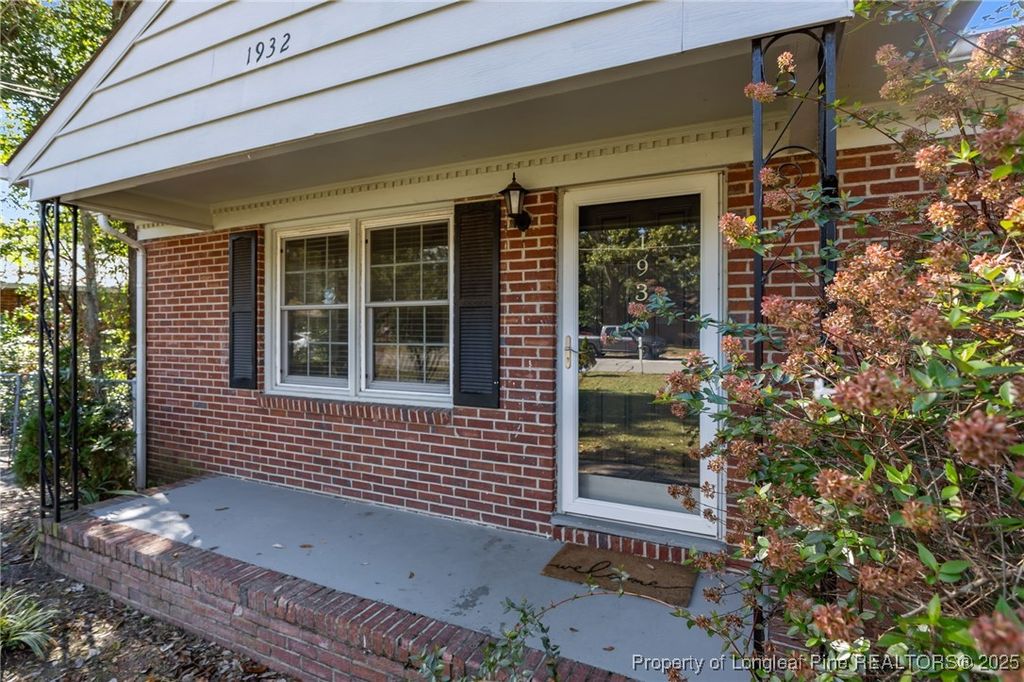 Photo of 1932 Westhill Drive, Fayetteville, NC 28304 (MLS # 752531)