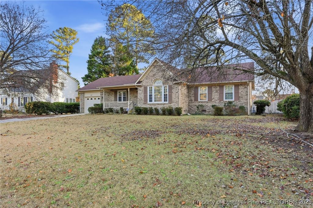 Photo of 6017 Lakeway Drive, Fayetteville, NC 28306 (MLS # 754986)