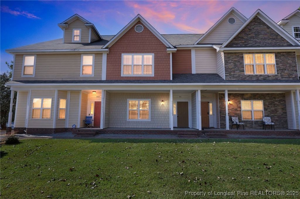 Photo of 911 Cora Lee Drive, Fayetteville, NC 28303 (MLS # 753095)