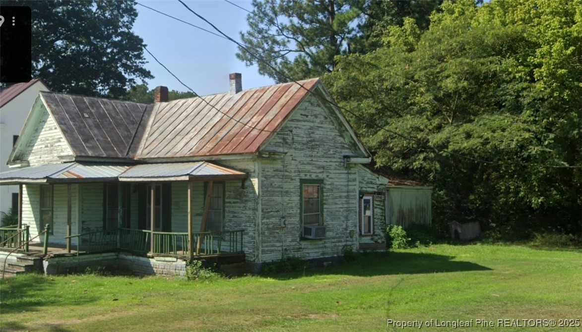 527 Washington Street