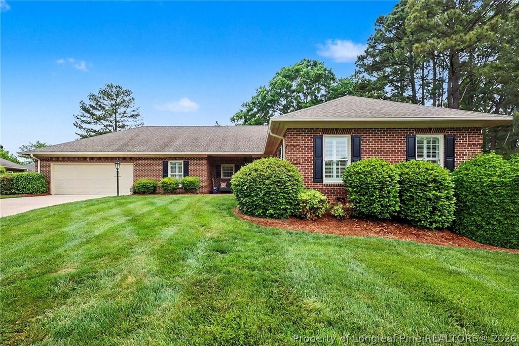 Photo of 1004 Wentworth Court, Sanford, NC 27330 (MLS # 761839)
