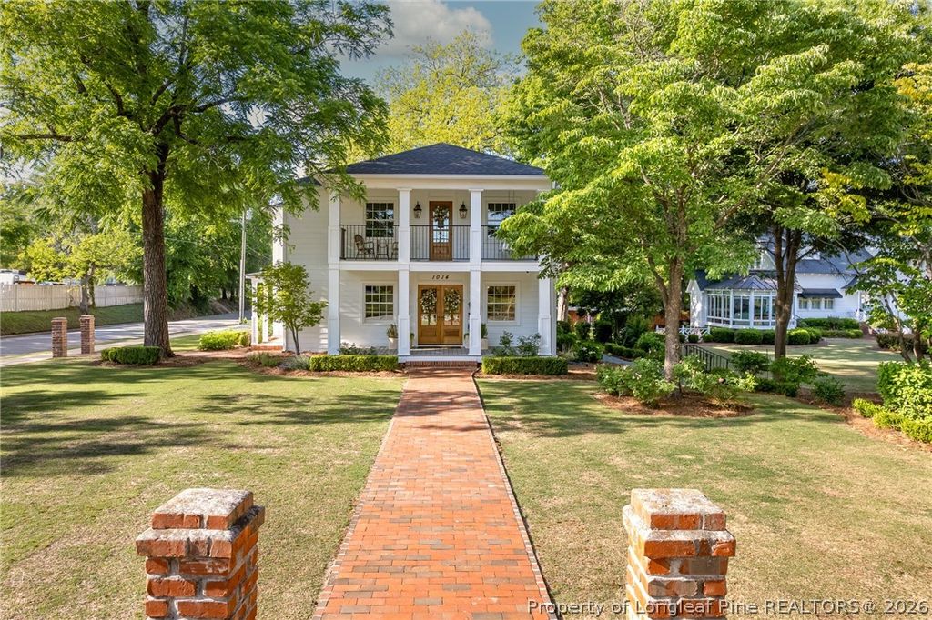 Photo of 1014 Clarendon Street, Fayetteville, NC 28305 (MLS # 762168)