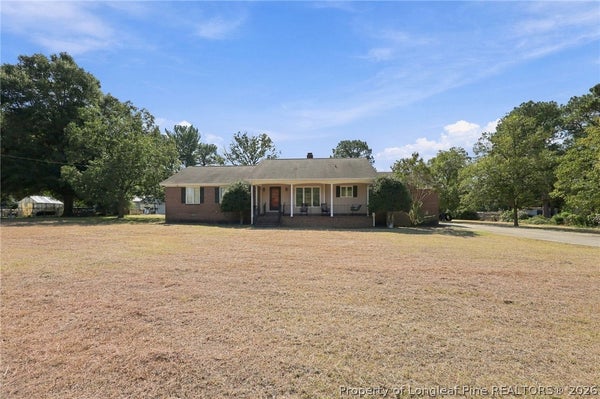 208 NIELSEN DR, FAYETTEVILLE, NC 28306 - Image 70626ae48f778bebc05d955b33165521/290271684