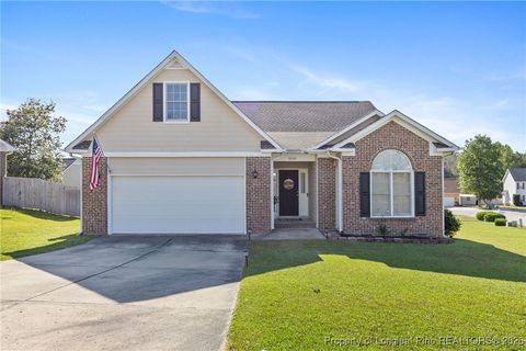 Photo of 1000 Foxhound Court, Fayetteville, NC 28314 (MLS # 755154)