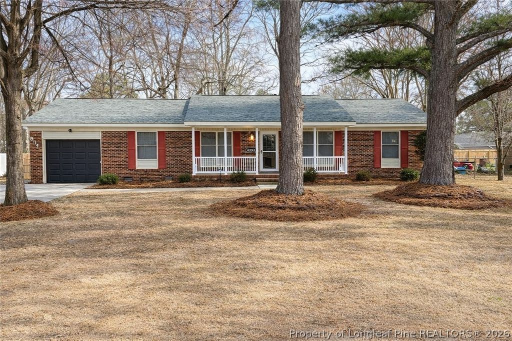 Photo of 6377 Lake Traill Drive, Fayetteville, NC 28304 (MLS # 758467)