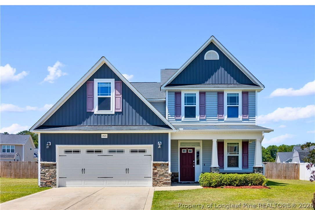 Photo 1 of 32 — 1421 Benchmark Way, Parkton, NC 28371