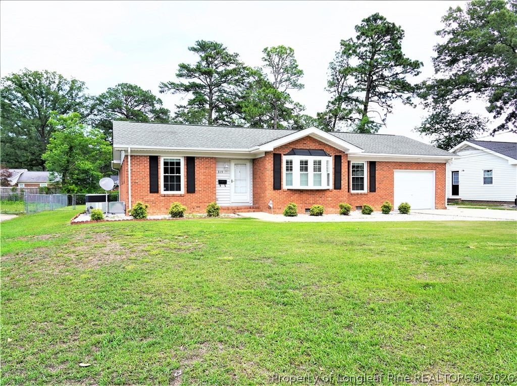 Photo of 319 Whitney Drive, Fayetteville, NC 28303 (MLS # 763412)