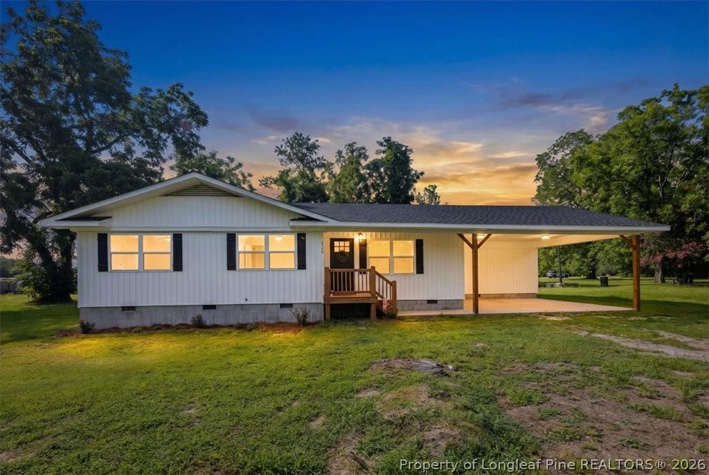 Photo of 310 Saint James Street, Raeford, NC 28376 (MLS # 765586)