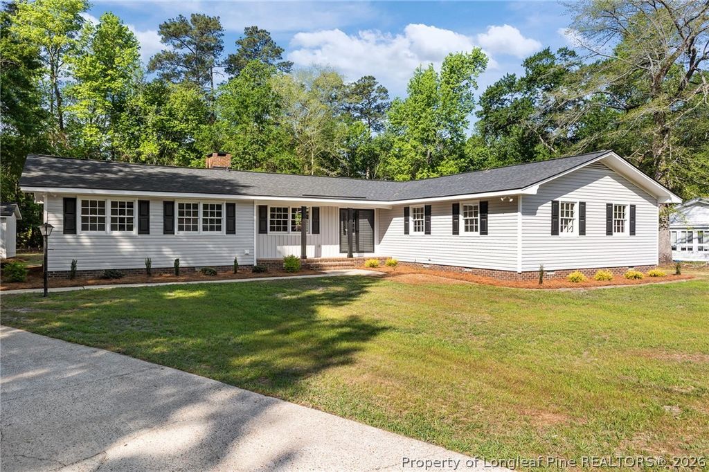 Photo of 353 Happy Valley Road, Elizabethtown, NC 28337 (MLS # 760784)