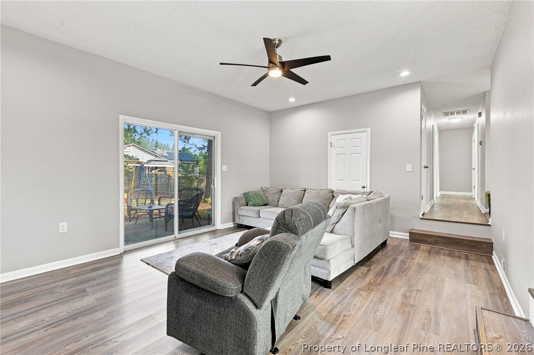 1512 Topaz Court