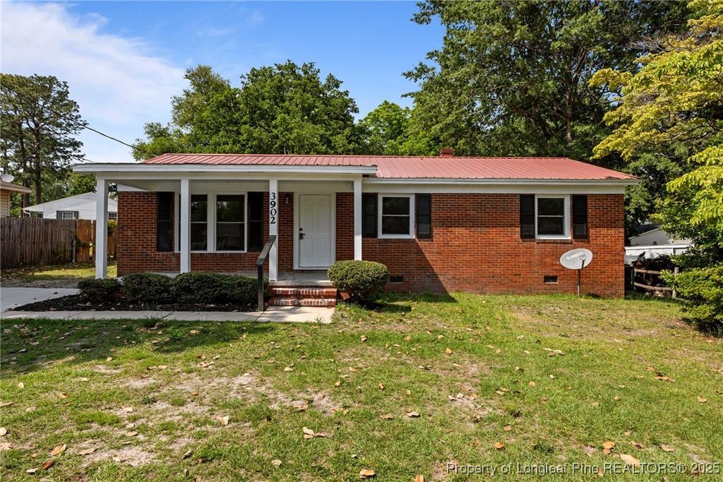 Photo of 3902 Hartwell Road, Fayetteville, NC 28304 (MLS # 752029)