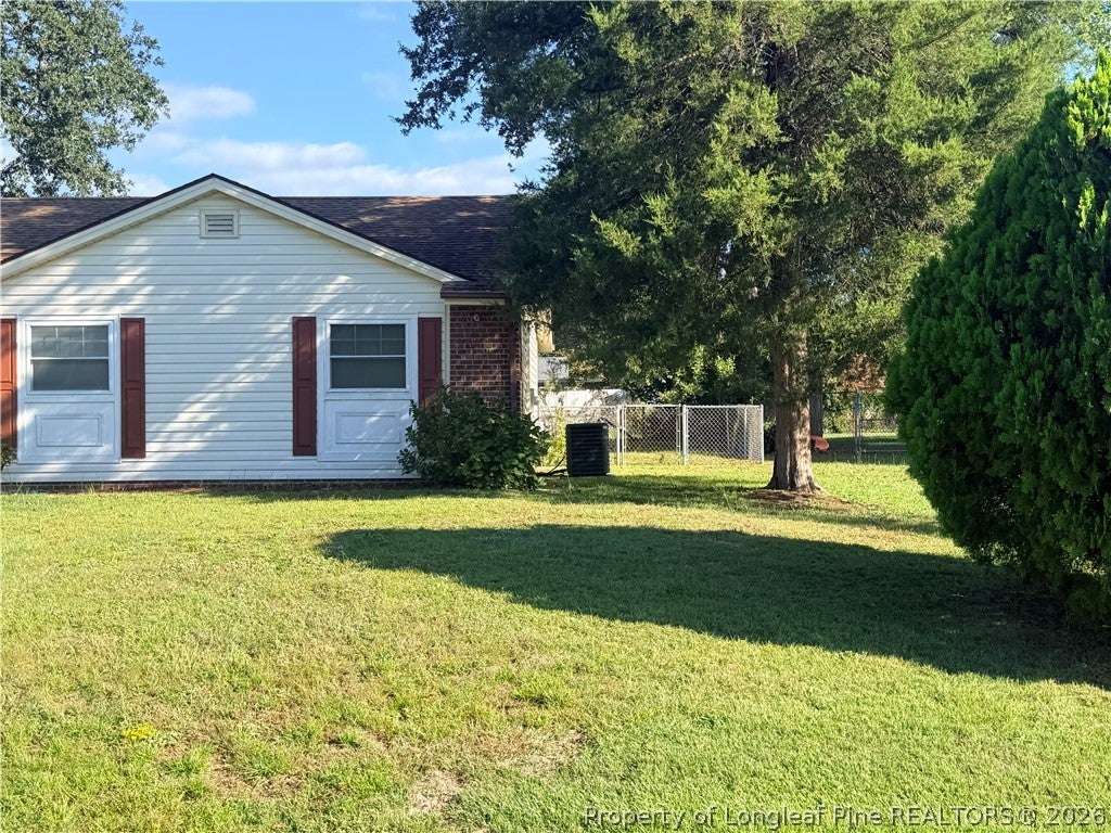 Photo of 1863 Berriedale Drive, Fayetteville, NC 28304 (MLS # 770837)