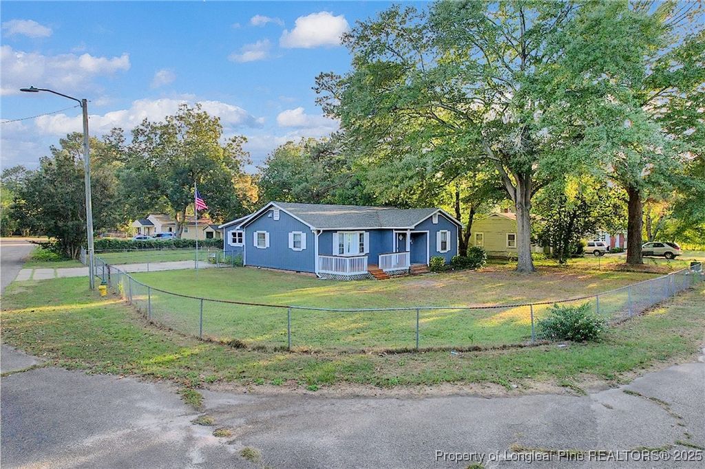 Photo of 5301 Walnut Drive, Fayetteville, NC 28304 (MLS # 751399)