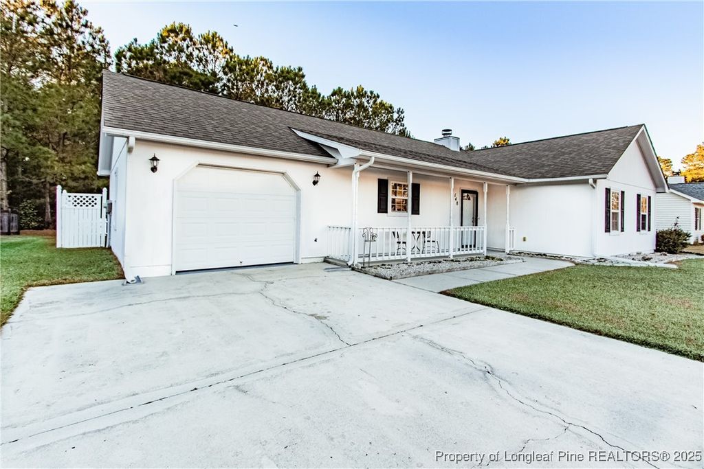 Photo of 148 Byrum Run, Hubert, NC 28539 (MLS # 754735)