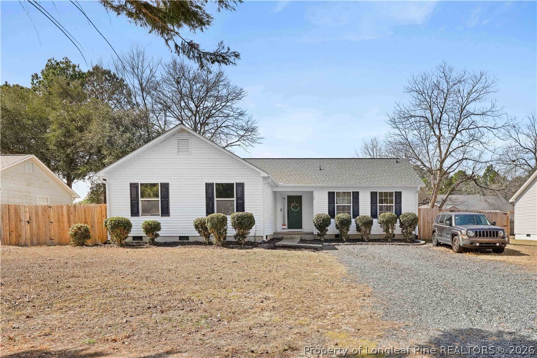 Photo 1 of 34 — 130 Pecan Lane, Aberdeen, NC 28315