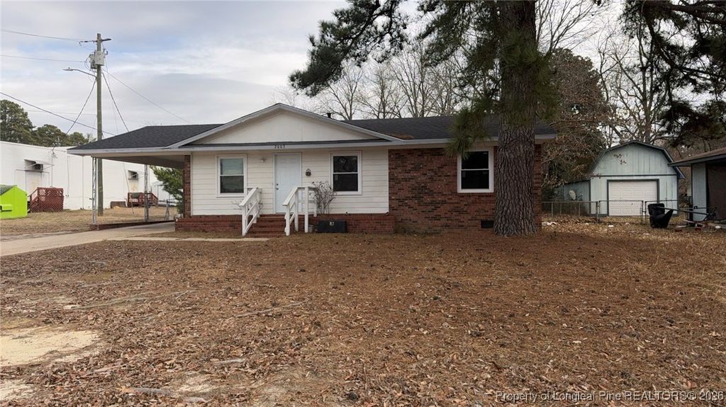 Photo of 2603 Sedgefield Drive, Fayetteville, NC 28306 (MLS # 756831)